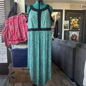 Sleeveless Mint Pattern Maxi Dress with Black Trim